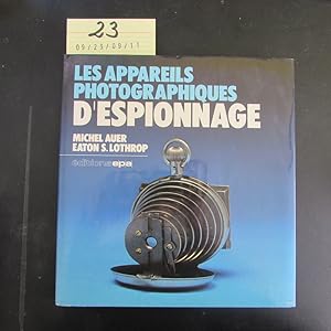 Seller image for Les Appareils Photographiques d Espionnage (L oeil invisible) for sale by Bookstore-Online