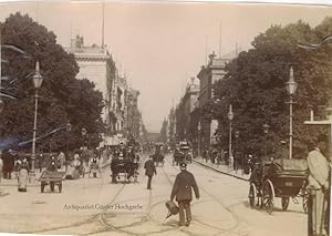 Imagen del vendedor de Berlin. Blick in die Friedrichstrae ? a la venta por Antiquariat Gnter Hochgrebe