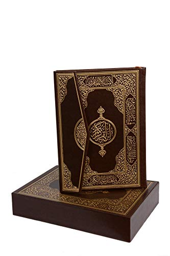 Stock image for The Glorious Quran - Kur'an-i Kerim. Calligraphed by Huseyin Kutlu. Illuminated by Ersan Percem. for sale by BOSPHORUS BOOKS