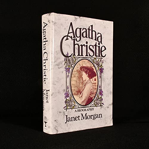 Imagen de archivo de Agatha Christie: A Biography a la venta por WorldofBooks