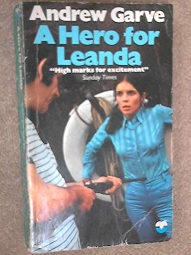 9780006123972: Hero for Leanda