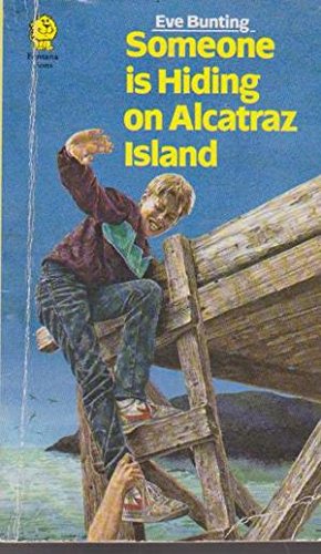 9780006725480: Someone is Hiding on Alcatraz Island