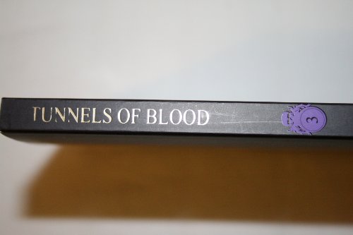 Imagen de archivo de Tunnels of Blood (The Saga of Darren Shan, Book 3) a la venta por AwesomeBooks