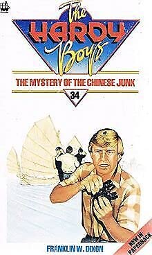 Beispielbild fr Mystery of the Chinese Junk (The Hardy boys mystery stories) zum Verkauf von medimops