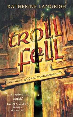 Imagen de archivo de Troll Fell a la venta por SecondSale