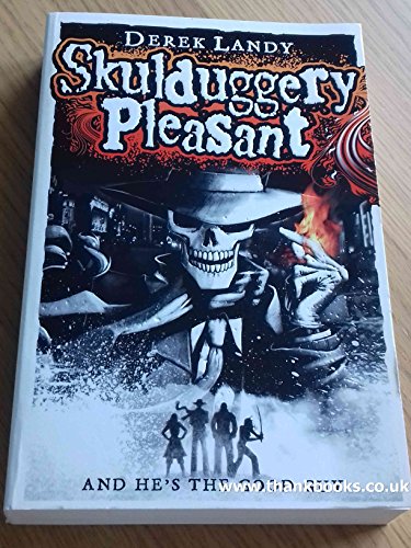 Imagen de archivo de Skulduggery Pleasant (Skulduggery Pleasant - book 1) a la venta por WorldofBooks