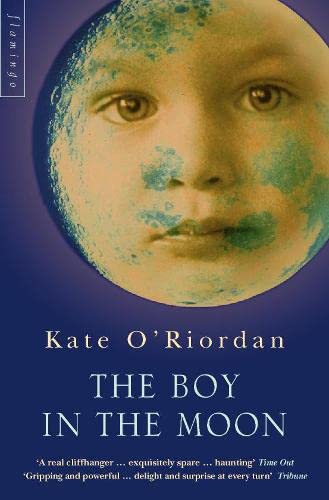 9780007292257: THE BOY IN THE MOON