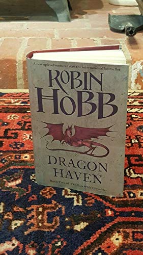 Beispielbild fr Dragon Haven (The Rain Wild Chronicles, Book 2) zum Verkauf von WorldofBooks