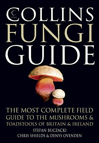 Stock image for Collins Fungi Guide: The most complete field guide to the mushrooms & toadstools of Britain & Ireland for sale by WorldofBooks