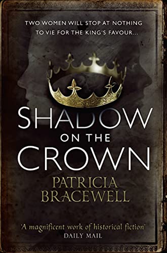 9780007481767: SHADOW ON THE CROWN: Book 1 (The Emma of Normandy)