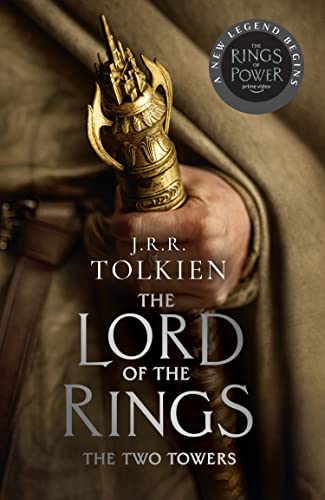 9780008537739: The Two Towers: Discover Middle-earth in the Bestselling Classic Fantasy Novels before you watch 2022's Epic New Rings of Power Series: Book 2