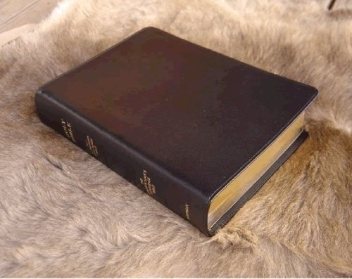 Stock image for Common Man's Reference Bible : 1611 Authorized King James Version for sale by Mahler Books