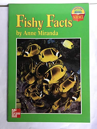 9780022784911: FISHY FACTS