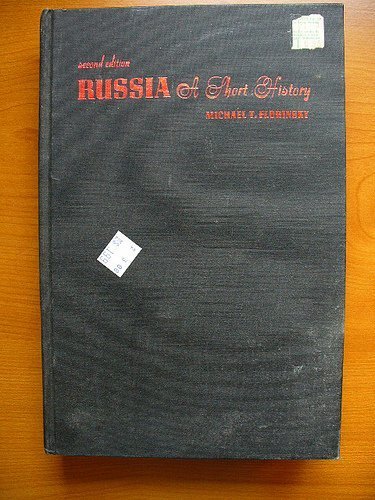 Beispielbild fr Russia : A Short History zum Verkauf von Better World Books
