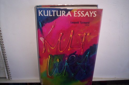 9780029328200: Kultura Essays