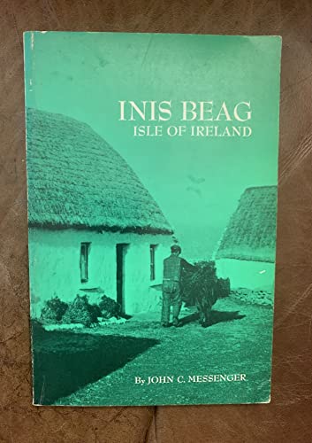 9780030812507: Inis Beag,: Isle of Ireland, (Their an I Wonder Why Reader)