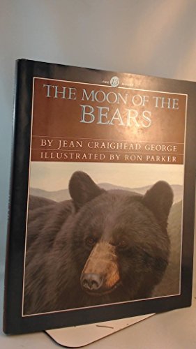 Imagen de archivo de The Moon of the Bears (The Thirteen Moons) a la venta por Ergodebooks