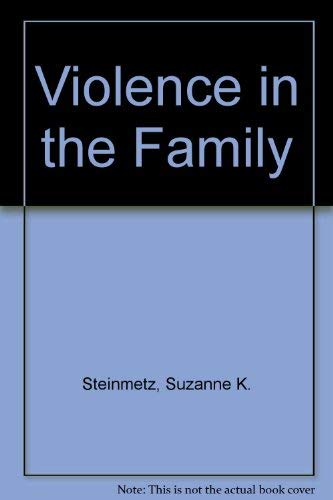 Imagen de archivo de Violence in the Family a la venta por Clausen Books, RMABA