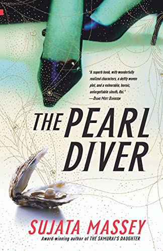 9780060597900: Pearl Diver, The: 7 (Severn House Large Print)