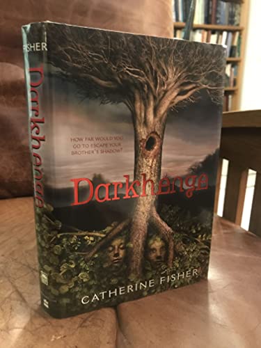 Imagen de archivo de Darkhenge a la venta por Idaho Youth Ranch Books