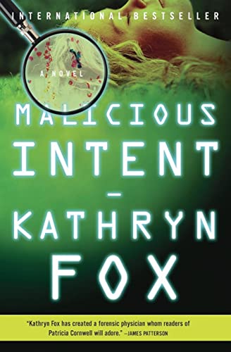 Beispielbild fr Malicious Intent: A Novel zum Verkauf von Wonder Book