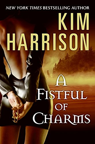 Imagen de archivo de A Fistful of Charms (The Hollows, Book 4) a la venta por Book Broker's Boutique