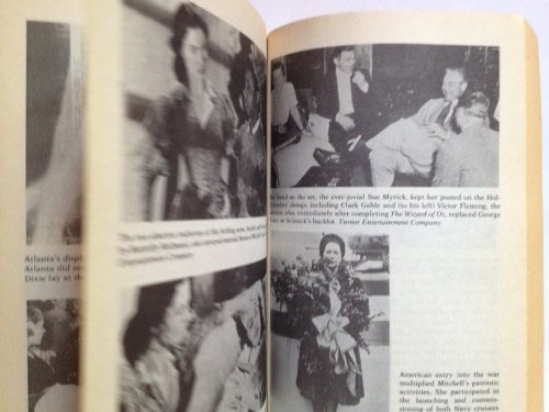 Imagen de archivo de Southern Daughter: The Life of Margaret Mitchell a la venta por Gulf Coast Books