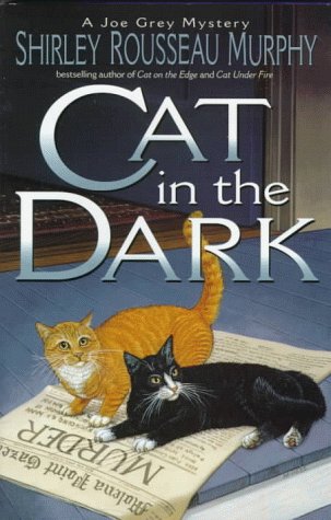 9780061050961: Cat in the Dark