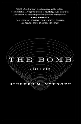 9780061537202: The Bomb: A New History
