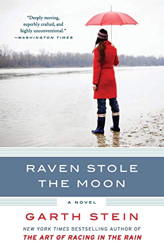 9780061806384: Raven Stole the Moon