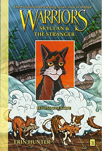 Warriors Manga: SkyClan and the Stranger #2: Beyond the Code (9780062008374) by Hunter, Erin