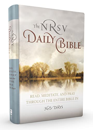 9780062008466: NRSV, The Daily Bible, Paperback: Read, Meditate, and Pray Through the Entire Bible in 365 Days