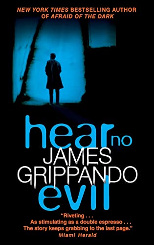 Beispielbild fr Hear No Evil (Jack Swyteck Novel, 4) zum Verkauf von BooksRun