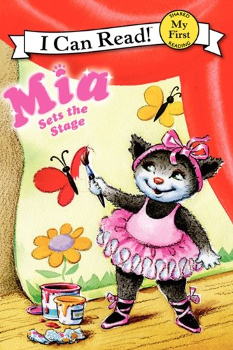 Stock image for Mia Sets the Stage (My First I Can Read) for sale by Gulf Coast Books