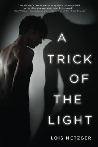 9780062133090: A Trick of the Light