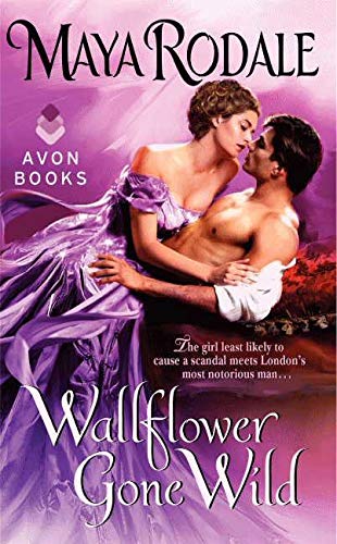 Imagen de archivo de Wallflower Gone Wild (Wallflower, 2) a la venta por Jenson Books Inc