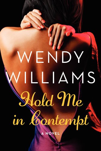 Imagen de archivo de Hold Me in Contempt : A Romance a la venta por Better World Books