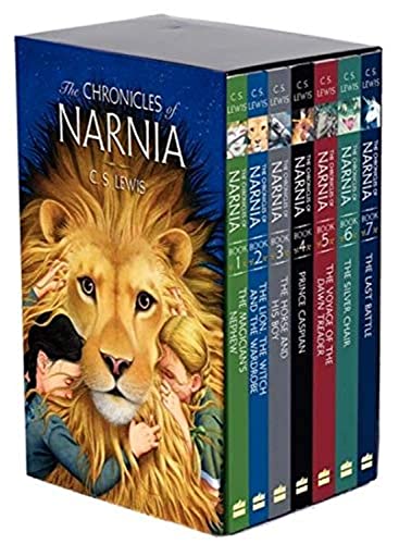 Imagen de archivo de The Chronicles of Narnia 8-Book Box Set + Trivia Book a la venta por Inspire Trading