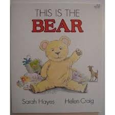 9780064431033: This is the bear