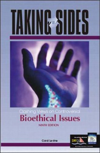 9780072430820: Clashing Views on Controversial Bioethical Issues (Taking Sides)