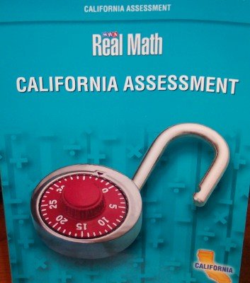 Imagen de archivo de California Assessment Grade 5 (SRA Real Math) a la venta por ThriftBooks-Atlanta