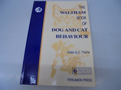 Stock image for The Waltham Book of Dog and Cat Behaviour (Pergamon Veterinary Handbook Series) for sale by HPB-Red