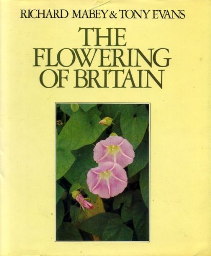 9780091426903: The Flowering of Britain