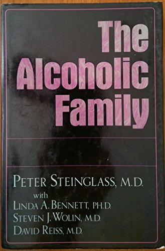 9780091729493: The Alcoholic Family