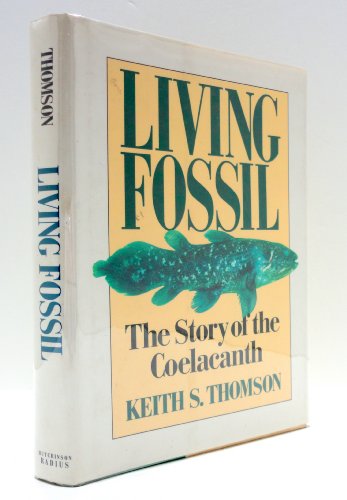 9780091751159: Living Fossil/Story of the Coelacanth