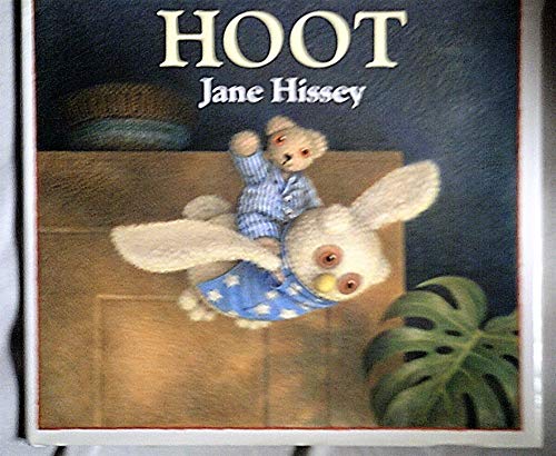 Stock image for Hoot (Old Bear Stories) for sale by AwesomeBooks
