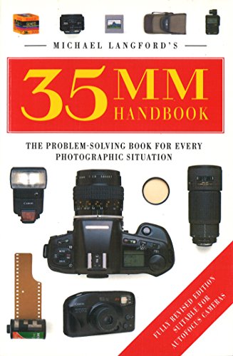 Imagen de archivo de Michael Langford's 35mm Handbook: The Problem-Solving Book for Every Photographic Situation a la venta por WorldofBooks