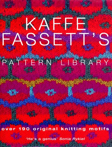 Imagen de archivo de Kaffe Fassett's Pattern Library: an inspiring collection of knitting patterns from one of the most recognized names in contemporary craft and design a la venta por WorldofBooks