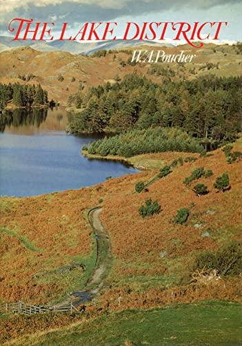 Beispielbild fr Lake District zum Verkauf von Better World Books: West