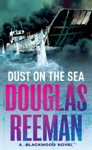 Imagen de archivo de Dust on the Sea a la venta por Better World Books